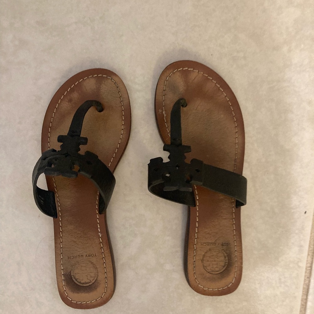 Tory Burch Black Leather Sandals; good condition.